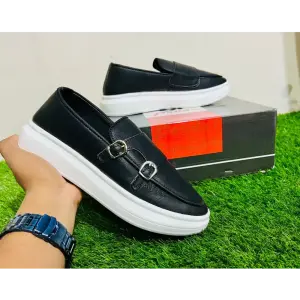 Premium Quality Stylish and Fashionable Shoes Tassel Loffer for Men by unique footwear(L-50)