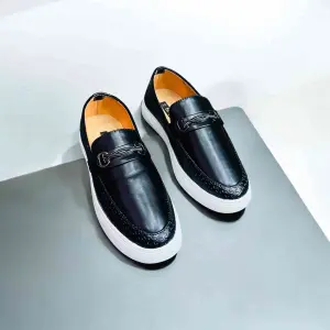 Premium Tom-Tassel Black Color (S-270)