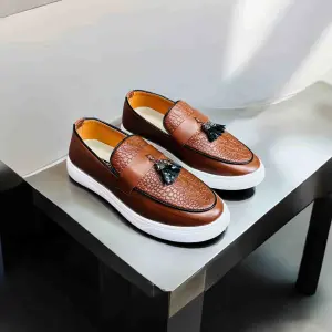 Premium Tom-Tassel Brown Color (S-275)